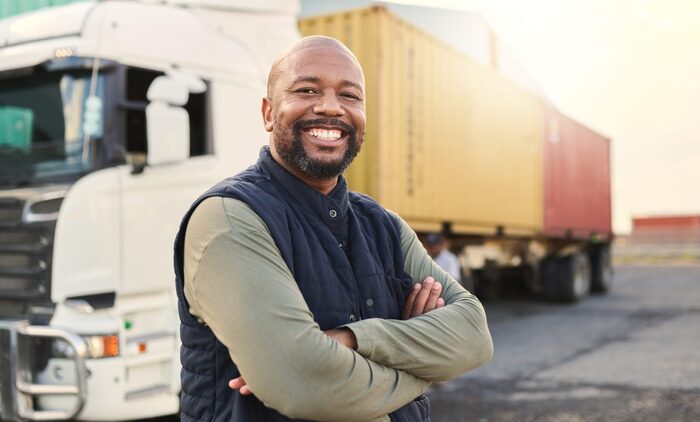 Devenir conducteur poids lourd : zoom sur chaque entreprise qui paye le permis poids lourd en 2024