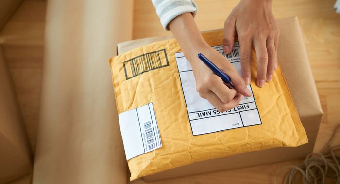 Envoyer un colis USA particulier : tarifs 2024, douane et conseils pratiques
