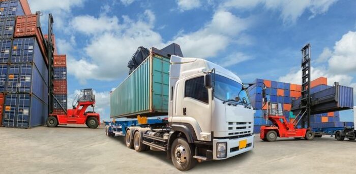 Logistique et transport : panorama 2024 des métiers, formations et innovations